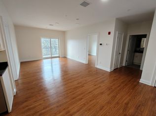 10 Franklin Ave APT 201, Revere, MA 02151