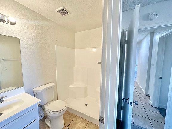 4th image of 510-520 E Orangewood Ave #510-101