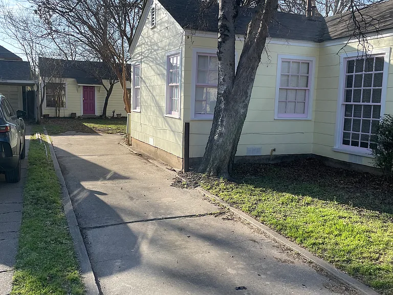 3232 Cockrell Ave — Photo 8
