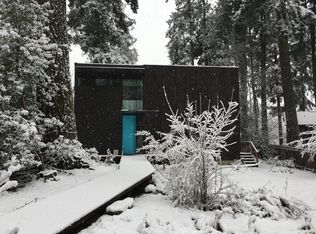 8801 Woodbank Dr NE, Bainbridge Island, WA 98110