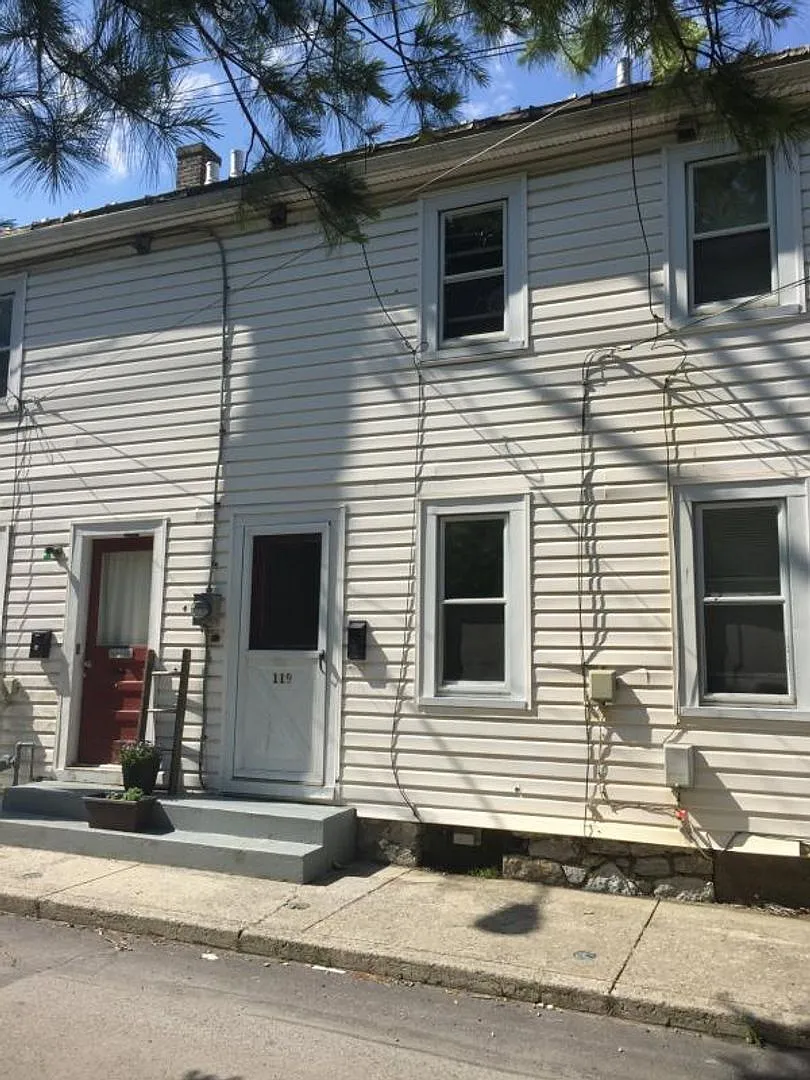 Upcoming 1-Bedroom w/ Loft, 1-Bathroom Row-Home in Carlisle's Historic District, Carlisle School ... — Photo 1