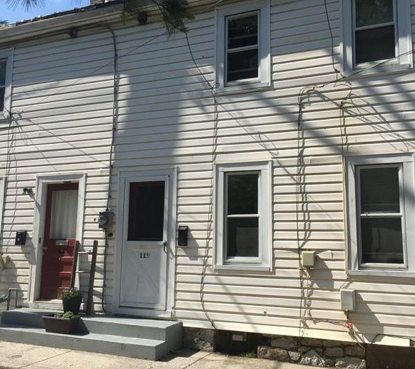 1st image of 119 W Chapel Ave