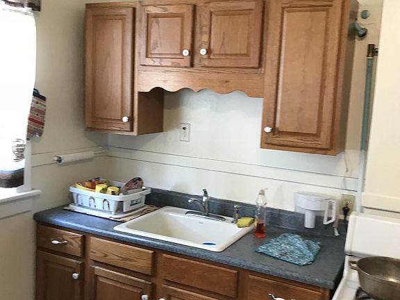 4th image of 639 Morris Street # Second Floor