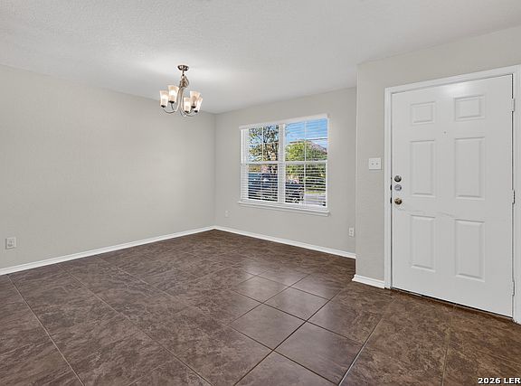 3rd image of 1438 Anise Ln