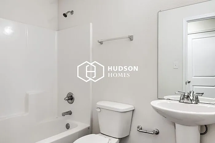 804 David Ave — Photo 11