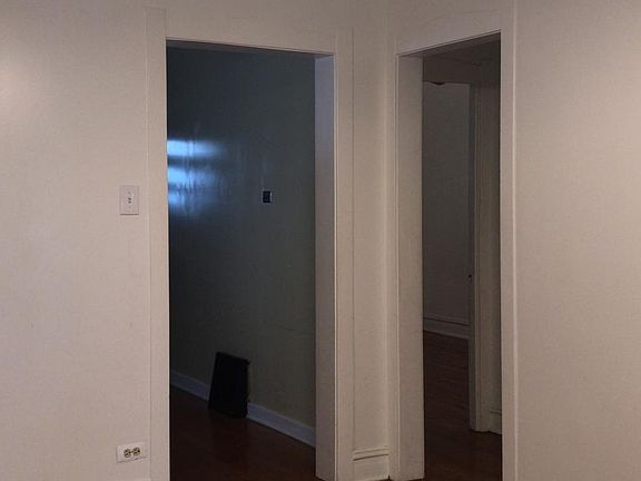 5th image of 1824 N Luna Ave #2