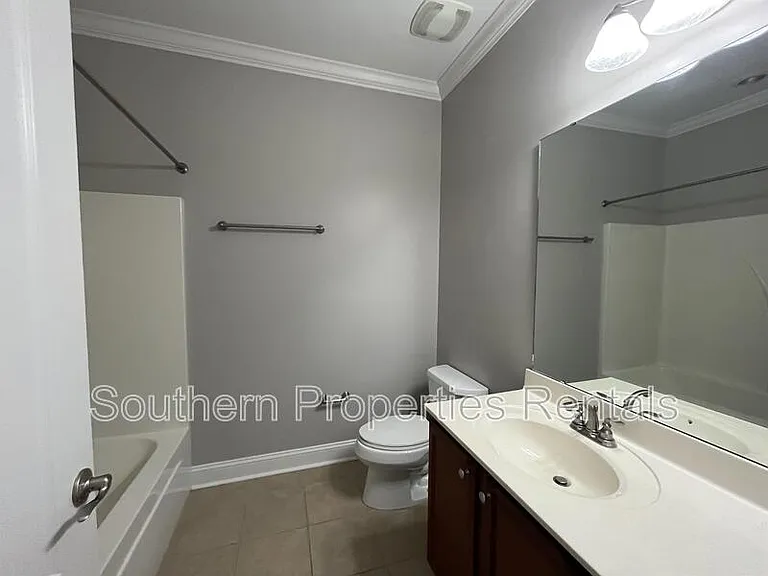 411 Gallery Dr #204-1 — Photo 19