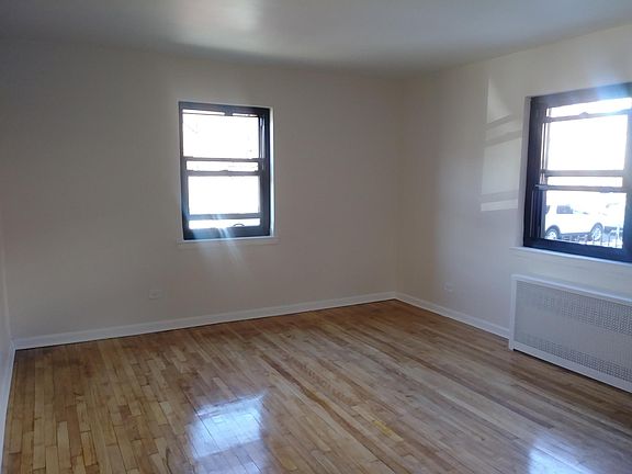 4th image of 14753 72nd Dr APT 2E
