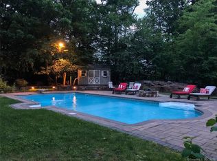 17 Clapboard Ridge Rd, Sandy Hook, CT 06482