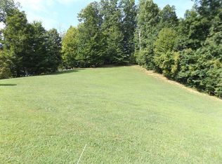 Mount Vernon Pl, Elizabethton, TN 37643