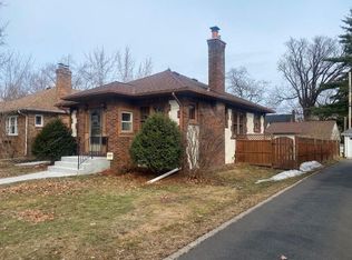 241 11th Ave N, Hopkins, MN 55343