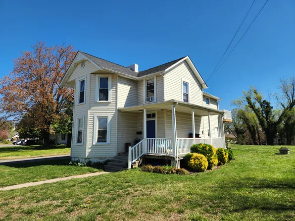 302 Chestnut St, Salem, VA 24153