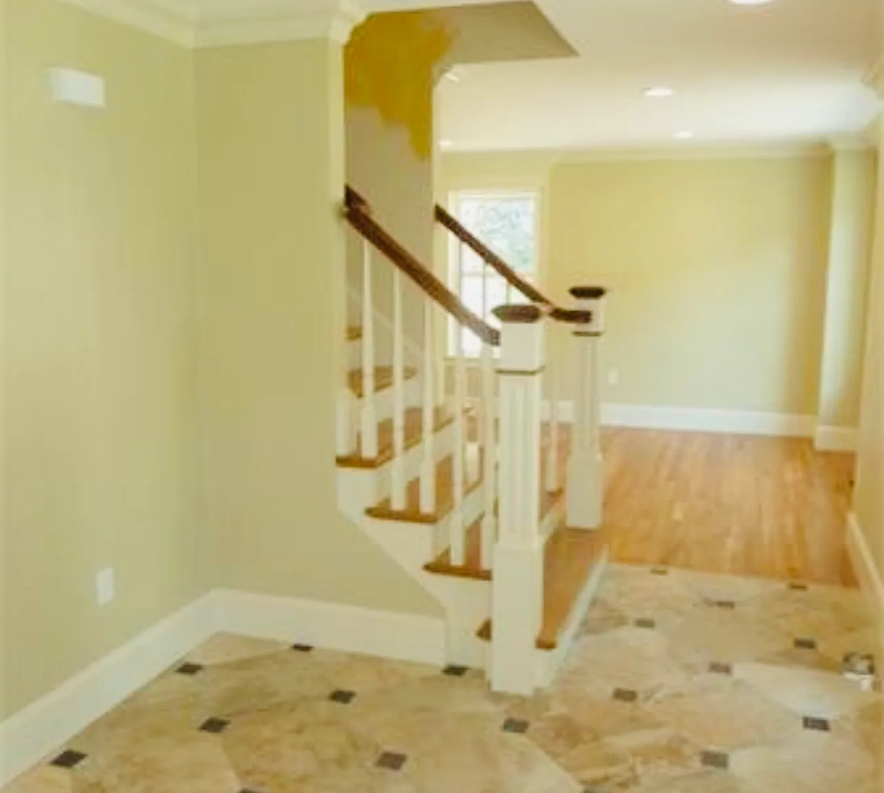 4 bed, 3.5 bath, 4000 sqft, $7,000 — Photo 3