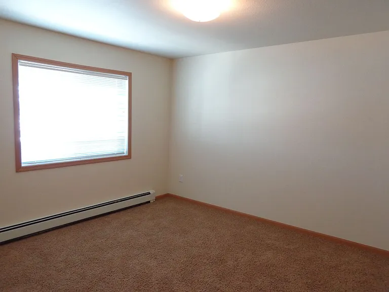 West Lake III Apartments — Photo 63