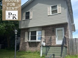 710 12th Ave S, Clinton, IA 52732