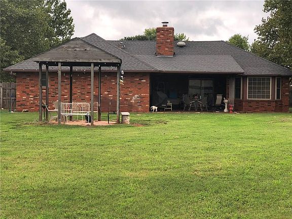 5th image of 303 Grissom Dr