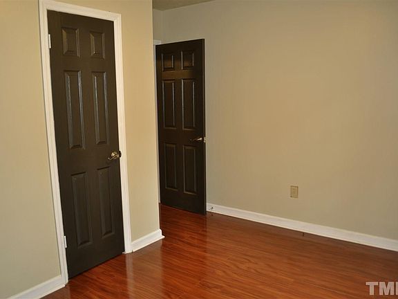4th image of 502 E Hammond St