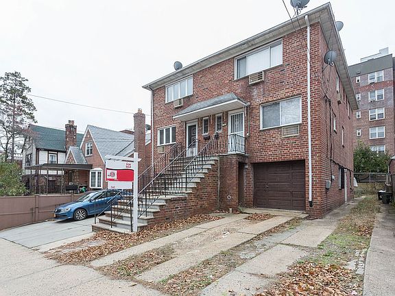 2nd image of 6722 Burns St