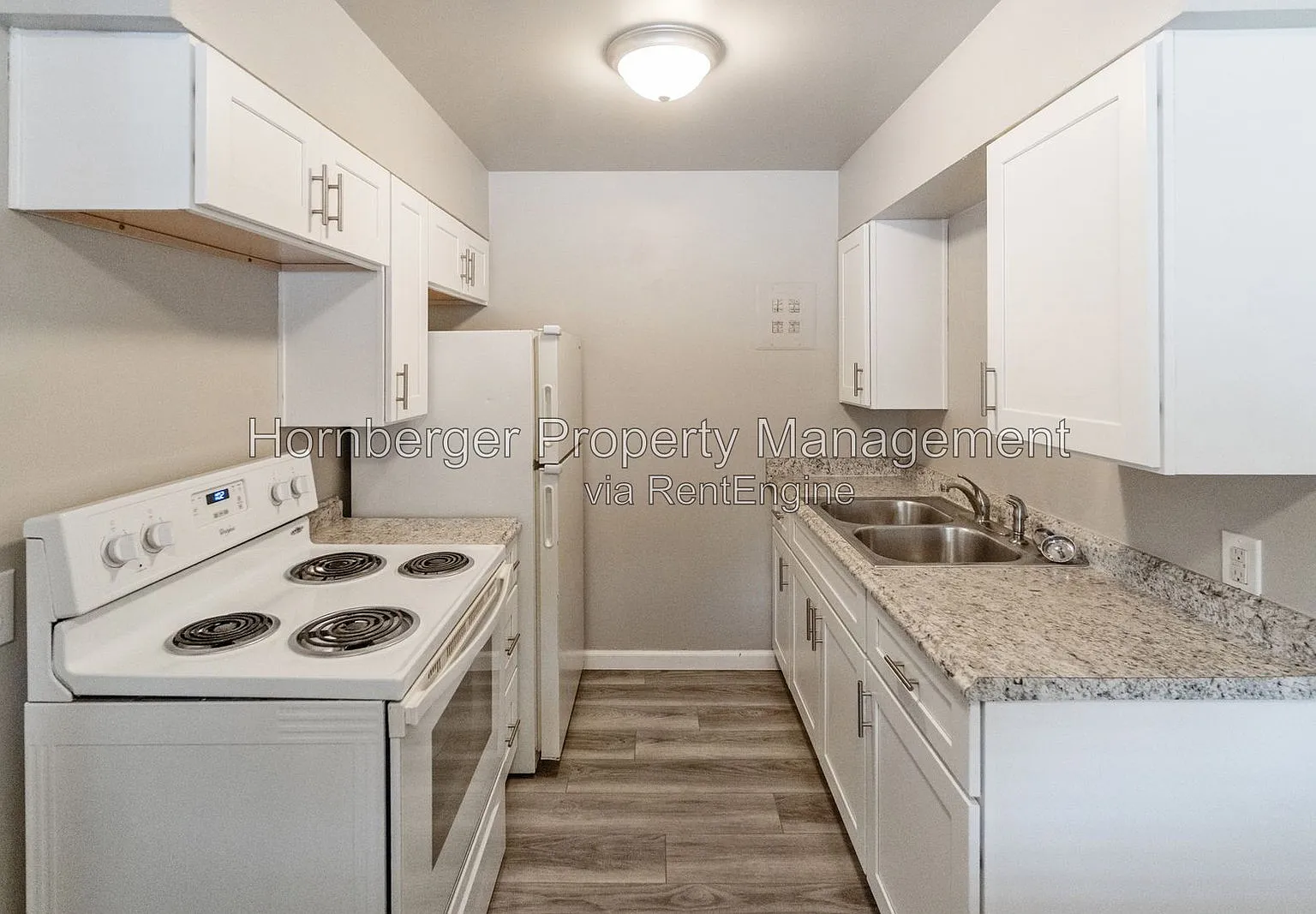 1 bed, 1.0 bath, 802 sqft, $845 — Photo 1