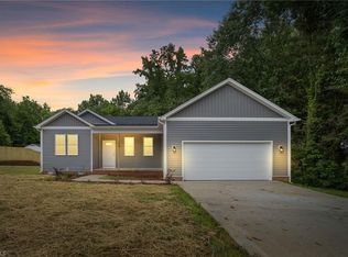 3634 Old Vineyard Rd, Winston Salem, NC 27106