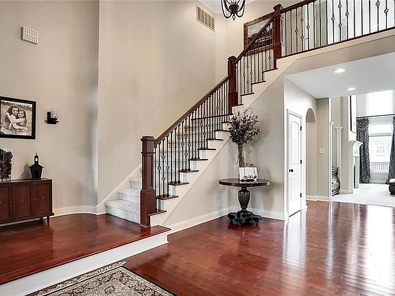 2nd image of 11367 Golden Bear Cir