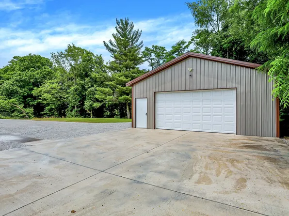 203 Davidson St, Hillsboro, IN 47949