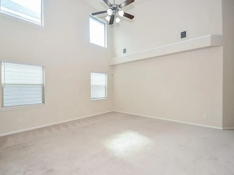 2738 Meandering Elm Trl — Photo 8