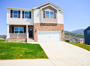 84 Farmwood Trl, Waynesville, NC 28786