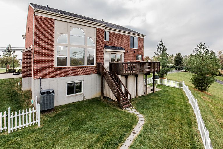 2nd image of 3120 Senour Rd