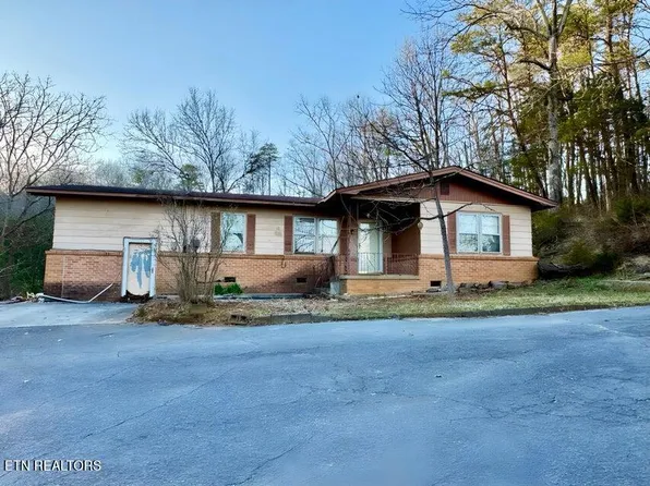 125 High Dr, Sevierville, TN 37862