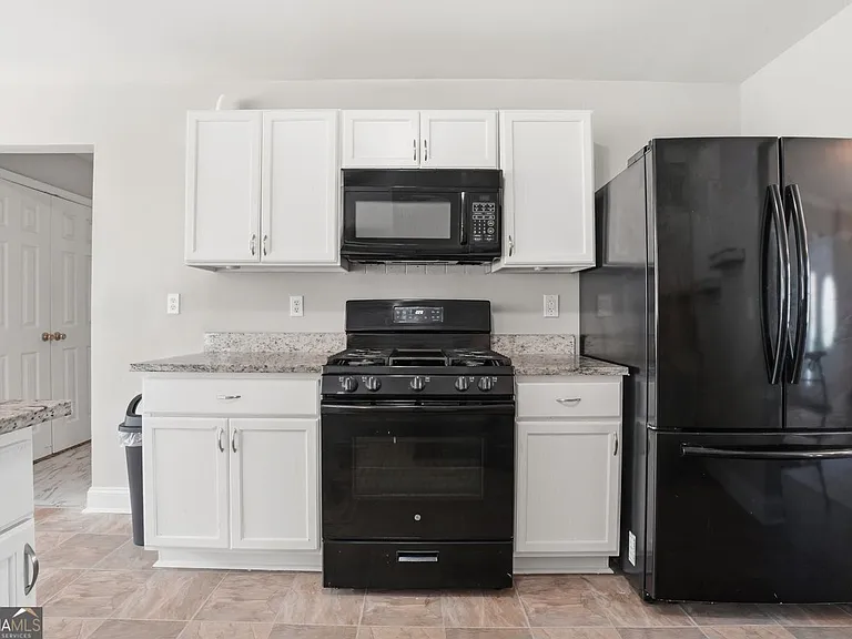 3951 Oak Field Dr — Photo 20