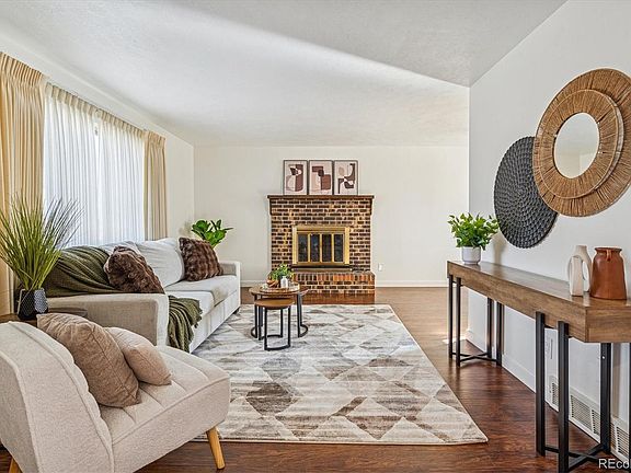 2nd image of 5730 W 110th Place
