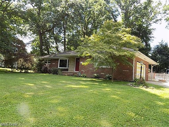 2nd image of 5730 Sherwood Forest Dr
