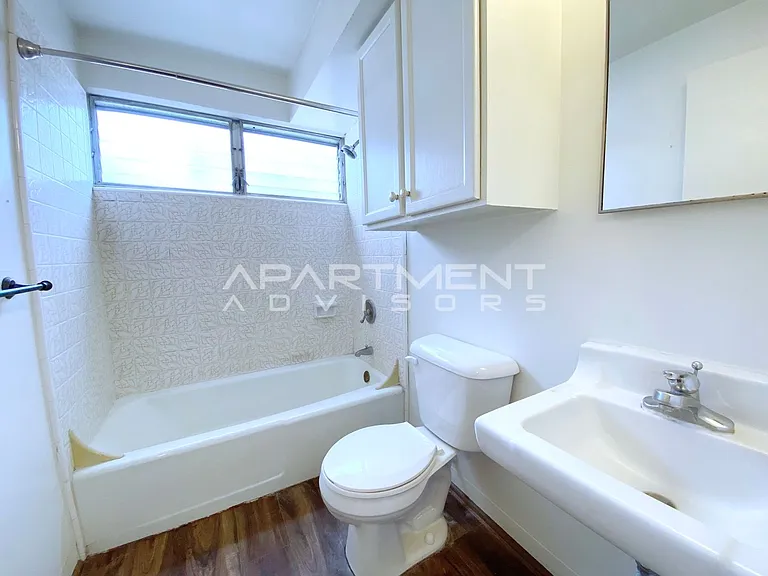 1703 Citron St — Photo 9