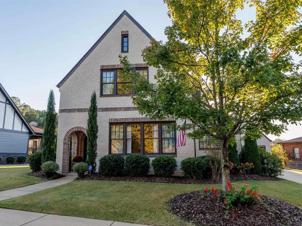 3800 James Hill Cir, Hoover, AL 35226