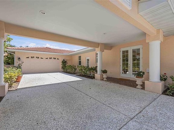 5th image of 517 Granada Ave