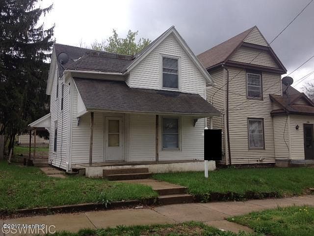 1st image of 554 Highland St SE