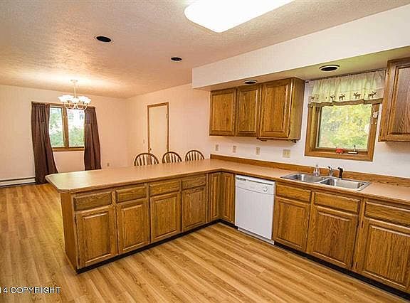 5th image of 542 Falcon Dr