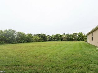 2718 SW 38th Ter, Cape Coral, FL 33914