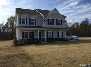105 Live Oak Dr, Louisburg, NC 27549