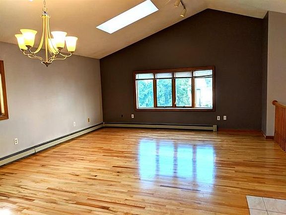 2nd image of 97 Mill St #1