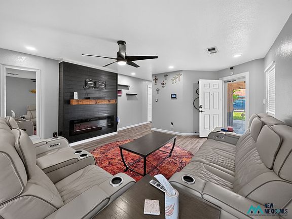 5th image of 509 S Pinon Ave