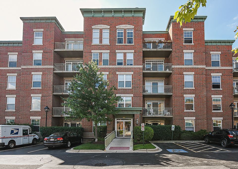 1st image of 132 W Johnson St Unit 404