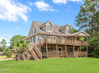 1405 Rue Versailles, Gautier, MS 39553