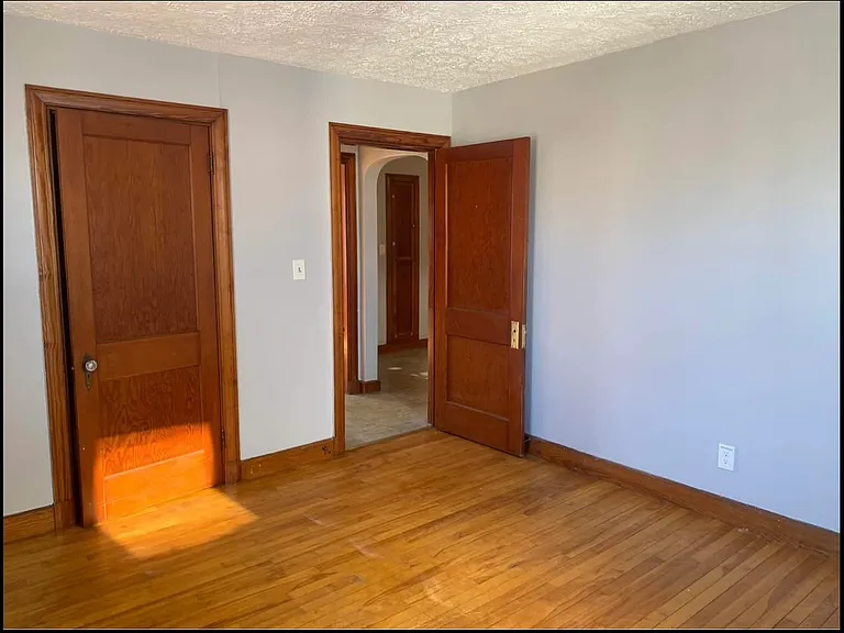 32 Tampa St #4 — Photo 7