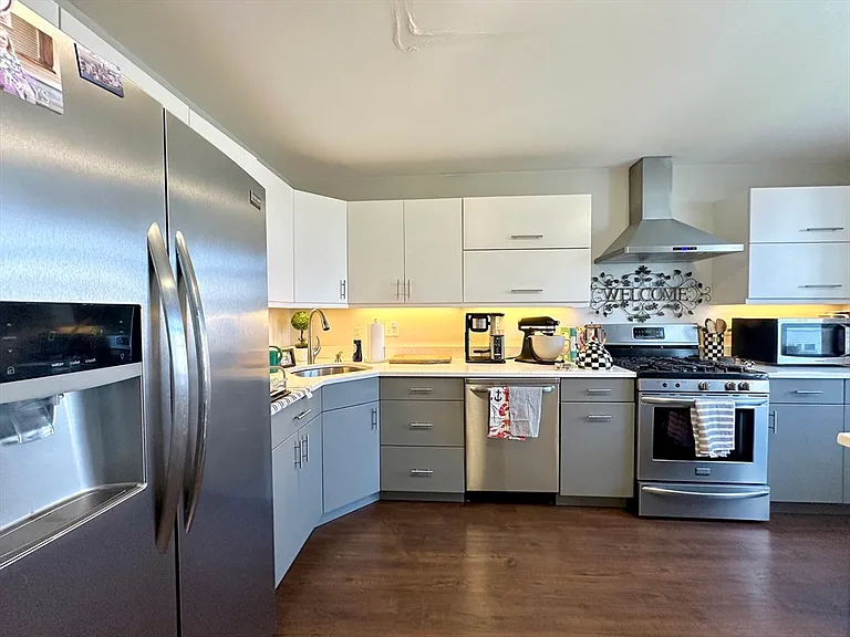 180 K St #2 — Photo 2