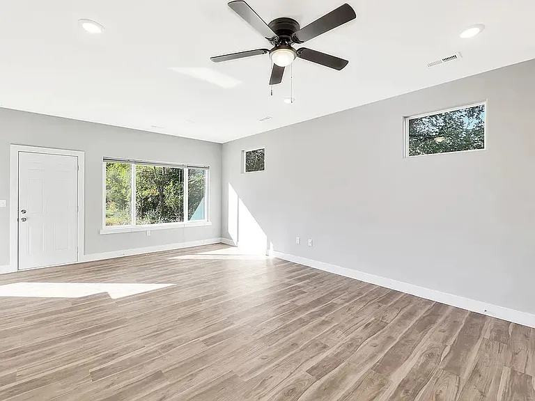 7502 E 36th St N #100 — Photo 5