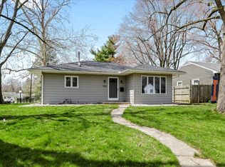 1205 Grant Pl, Urbana, IL