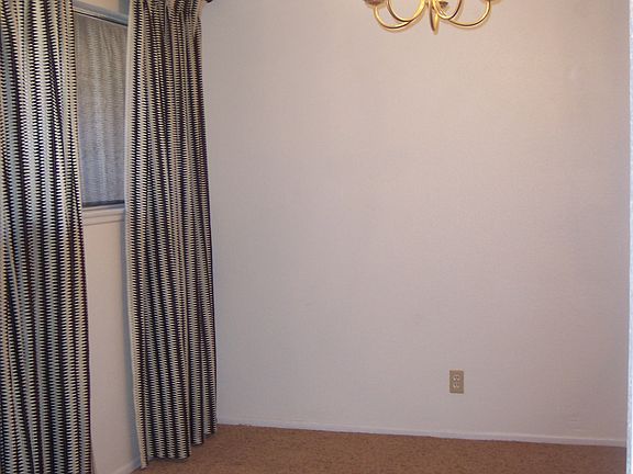 3rd image of 3732 Pamplona Cir