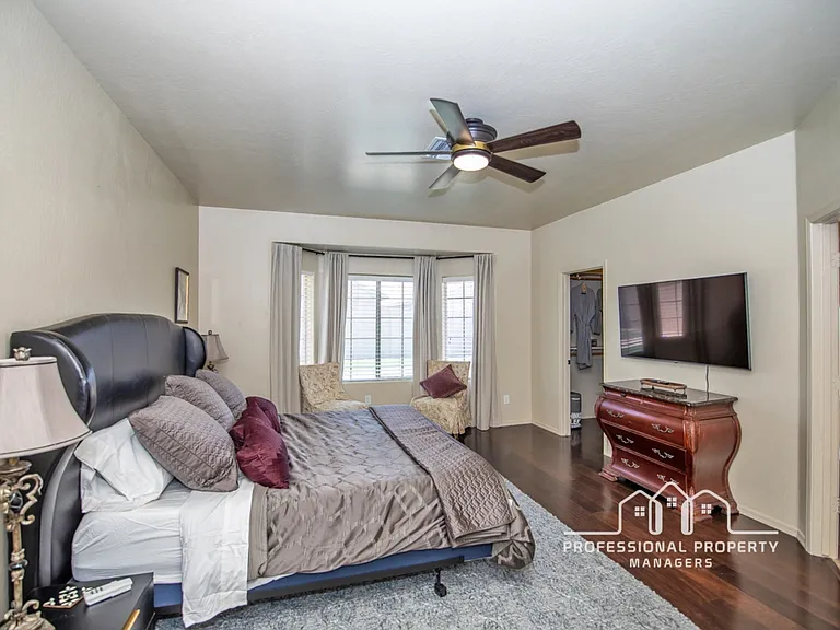 4551 S Agave Ave — Photo 9